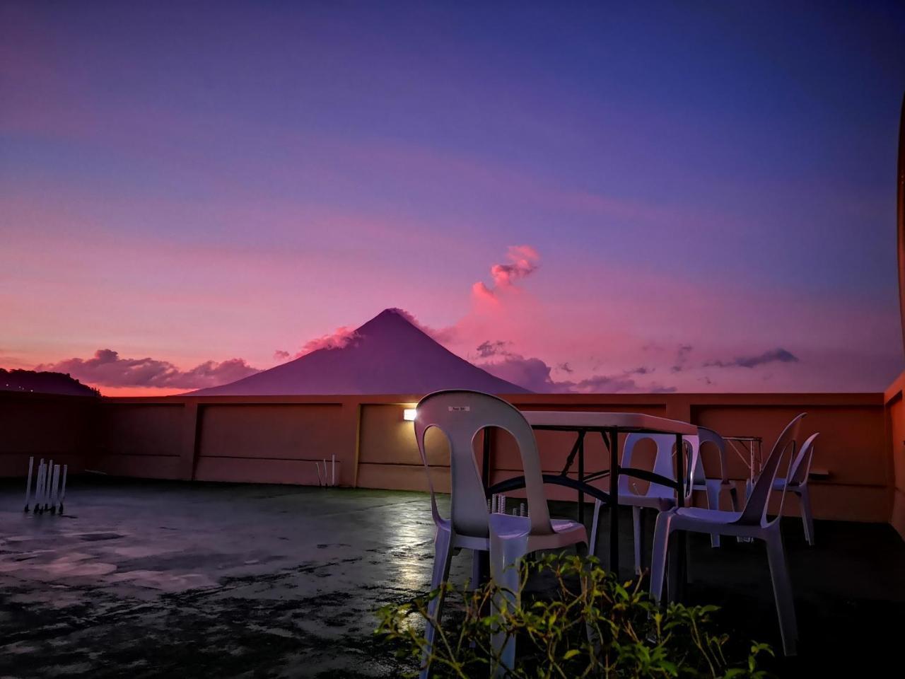 Jdl Residences Hostel Legazpi Kültér fotó