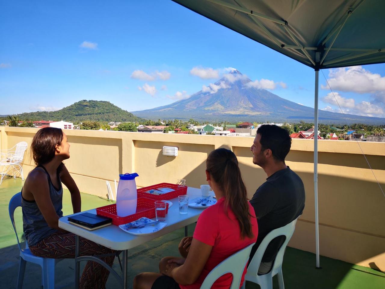 Jdl Residences Hostel Legazpi Kültér fotó
