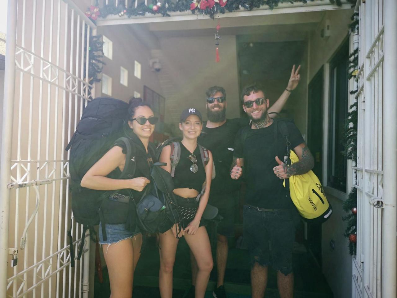 Jdl Residences Hostel Legazpi Kültér fotó