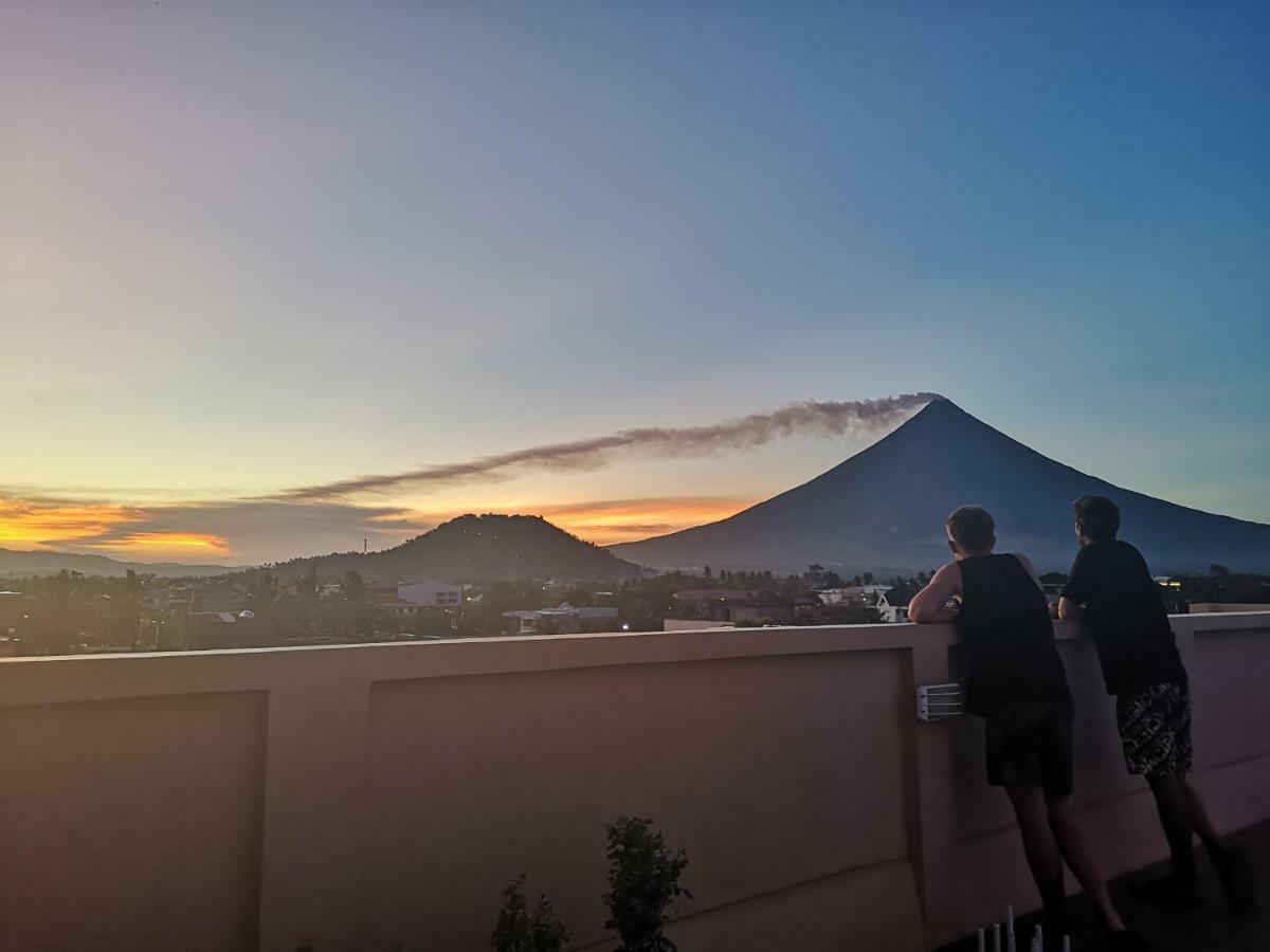 Jdl Residences Hostel Legazpi Kültér fotó