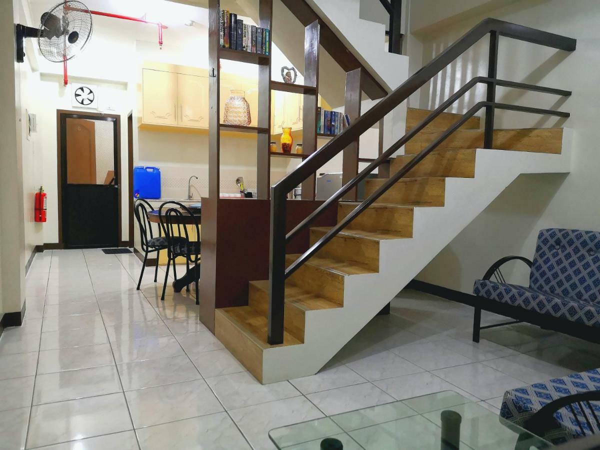 Jdl Residences Hostel Legazpi Kültér fotó