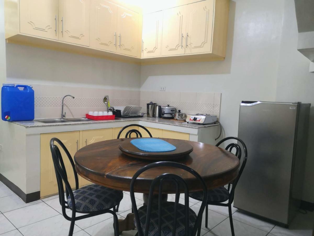 Jdl Residences Hostel Legazpi Kültér fotó